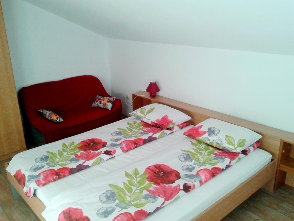 Relax & Enjoy - Marcana Apartments Экстерьер фото
